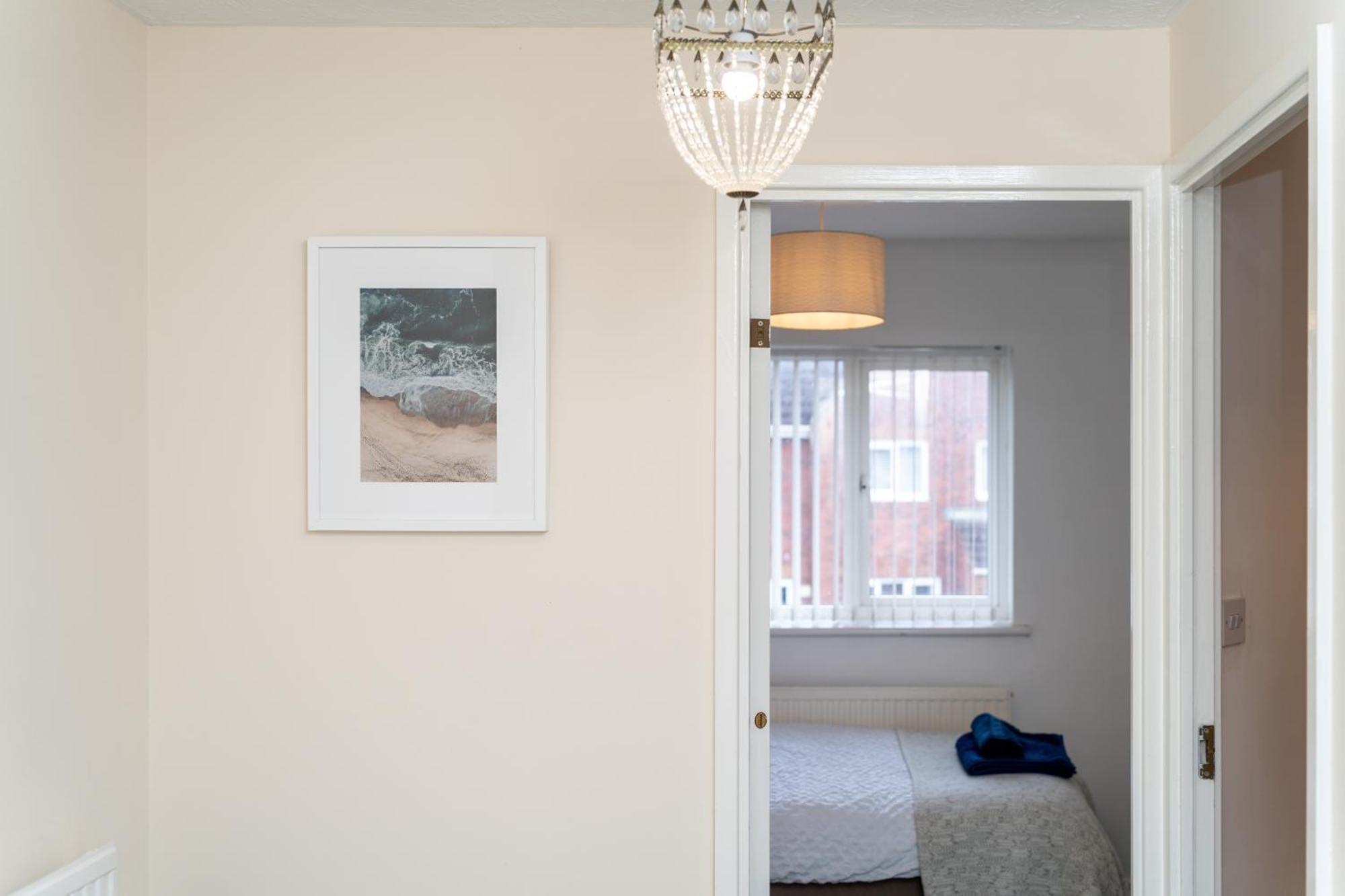 Comfortable And Spacious Superb Holiday Home In Llanelli, Dog Friendly Exterior foto