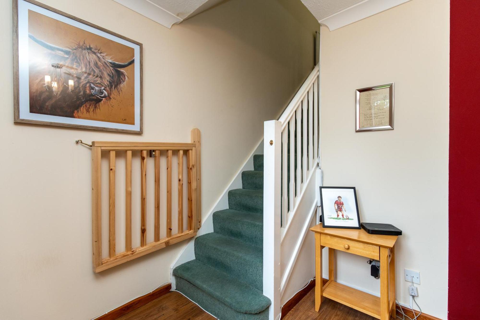 Comfortable And Spacious Superb Holiday Home In Llanelli, Dog Friendly Exterior foto