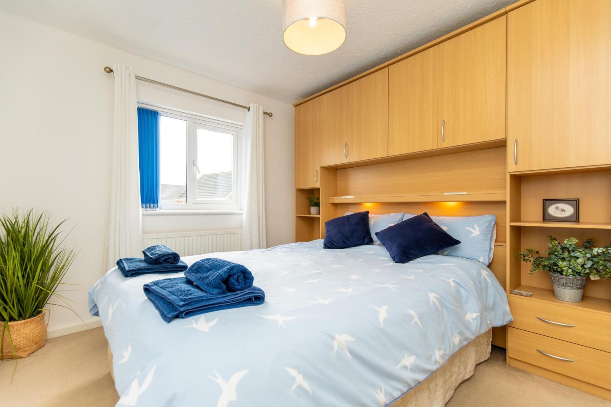 Comfortable And Spacious Superb Holiday Home In Llanelli, Dog Friendly Exterior foto